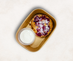 492kcal Raspberry & Coconut Baked Oats